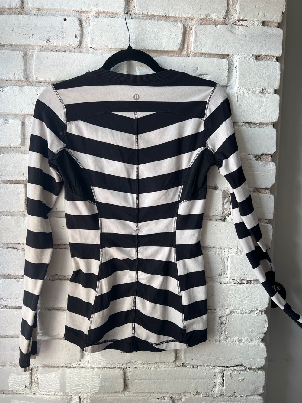 Lululemon Striped Long-Sleeve Crewneck Top - Black & White - Picture 6 of 7